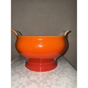 Le Creuset Stoneware Heritage 3 Quart Soup Tureen Volcanic Flame Orange NO LID